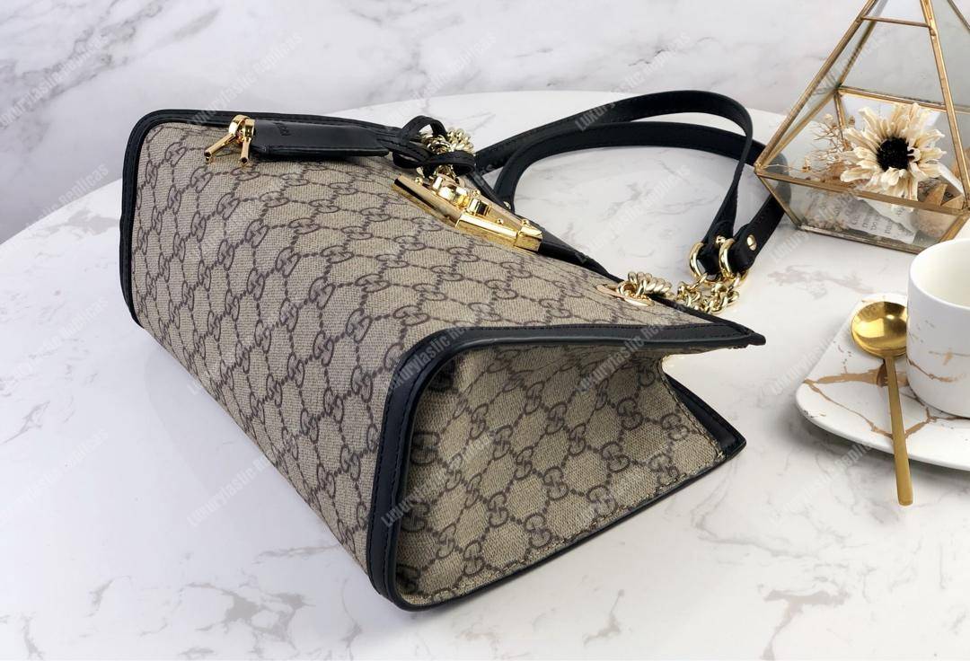 G*u*i padlock small shoulder bag black