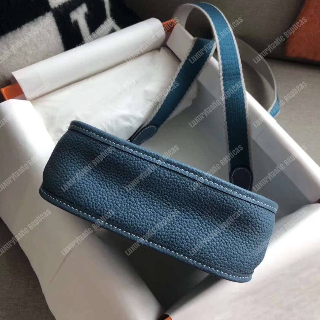 H**mes mini evelyne iii 17 clemence bag bleu nuit