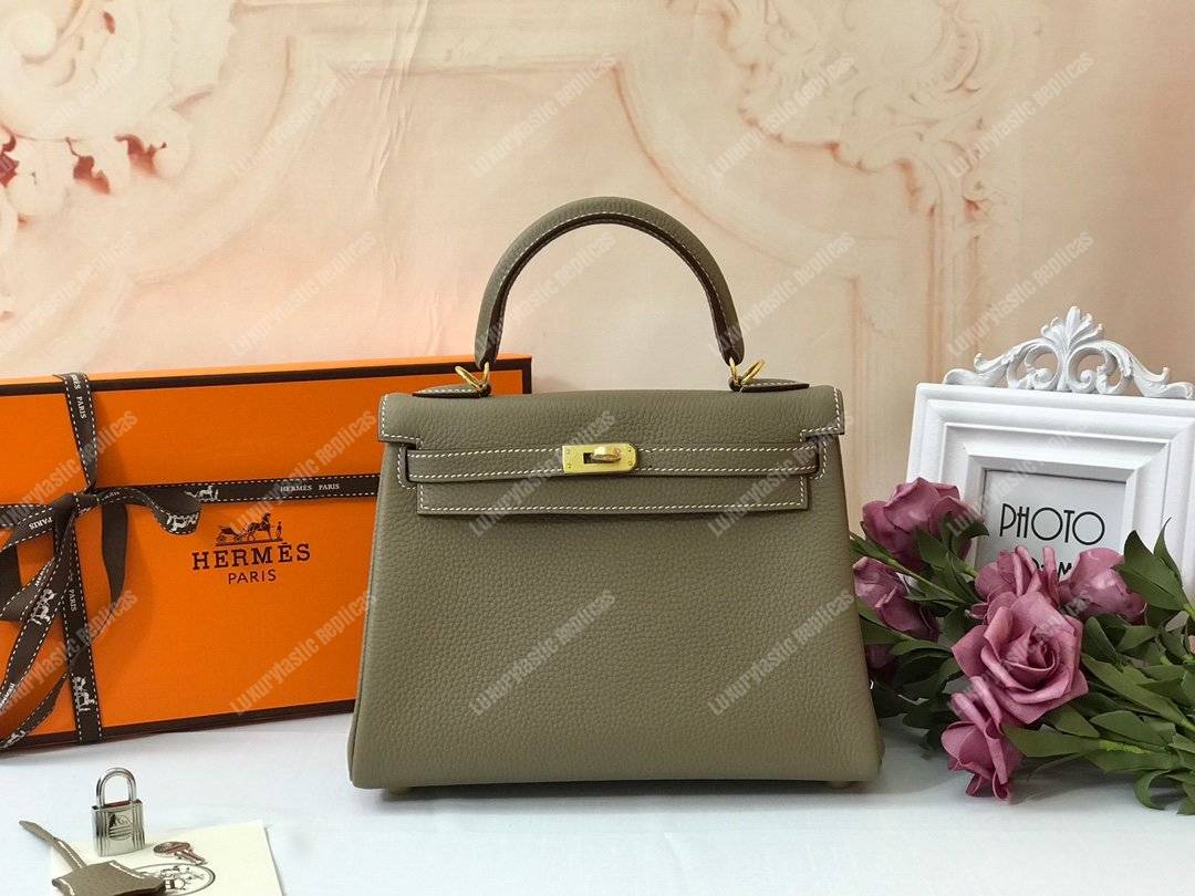H**mes kelly 32 togo etoupe gold-toned hardware
