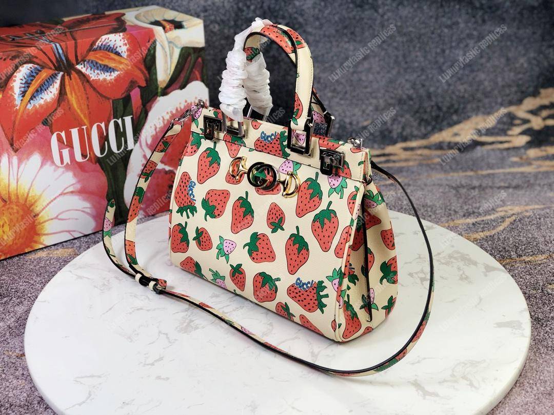 G*u*i zumi strawberry print small top handle bag