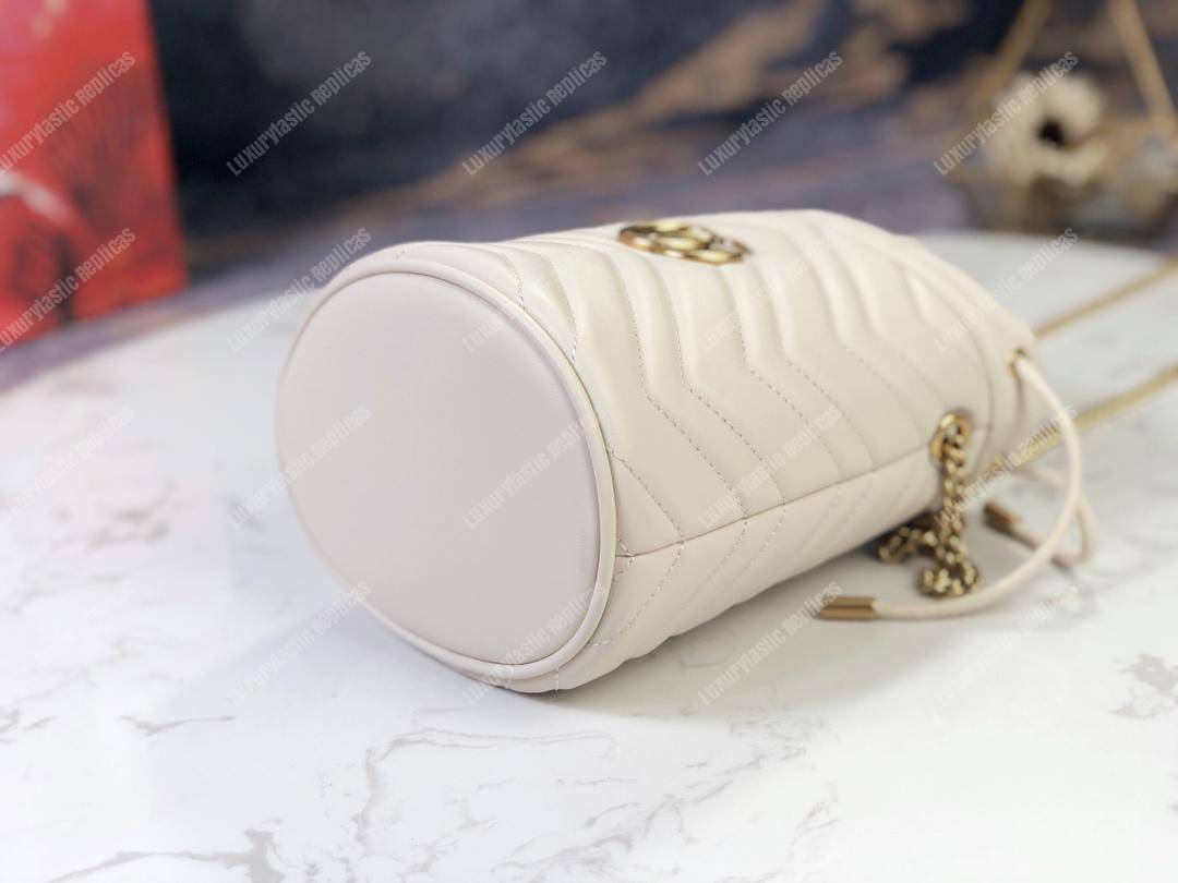 G*u*i gg marmont mini bucket bag white