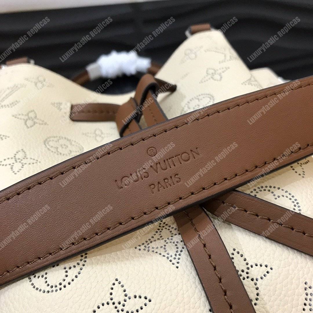 LV Girolata Handbag Mahina Creme