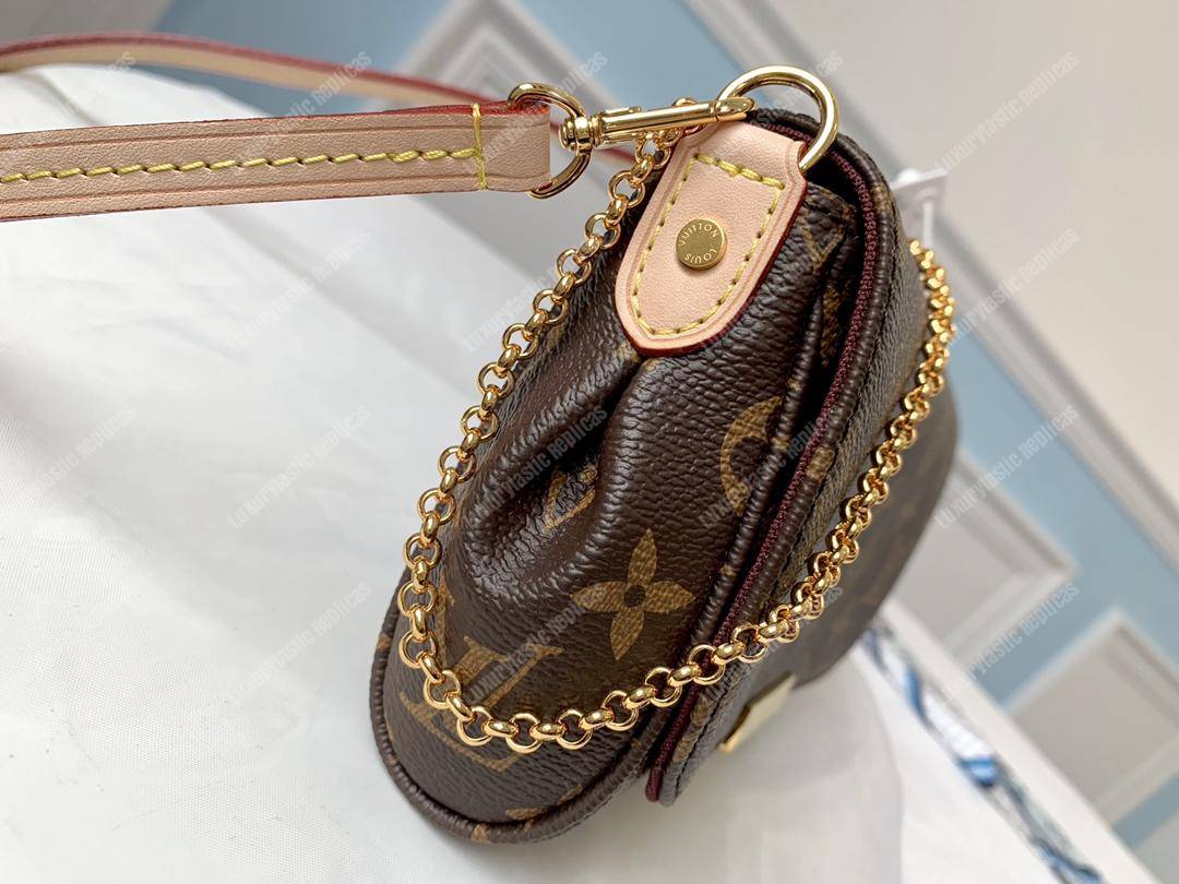 LV Favorite PM Monogram