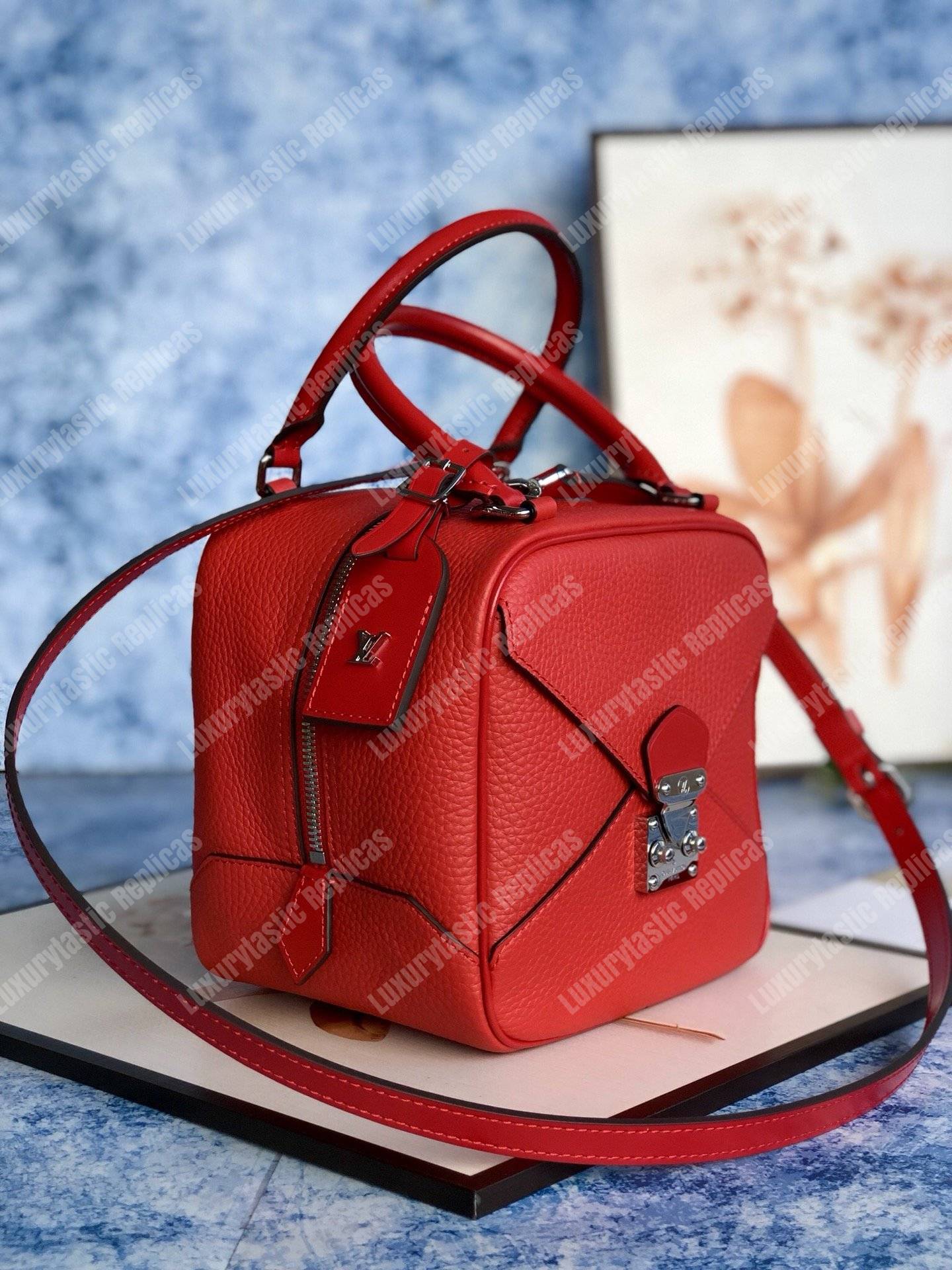 LV Neo Square Bag Rouge