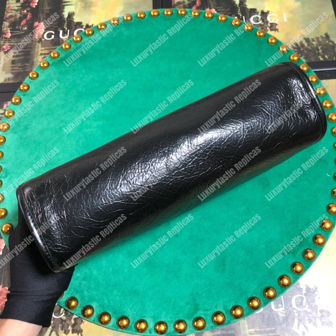 G*u*i pouch with interlocking g