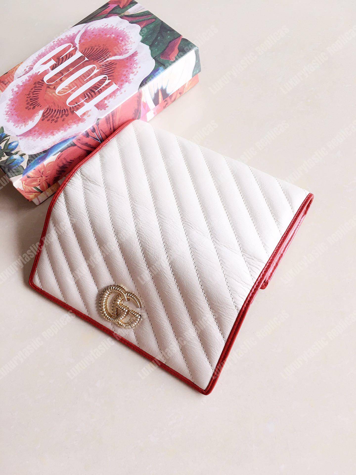 G*u*i gg twisted marmont leather continental wallet white