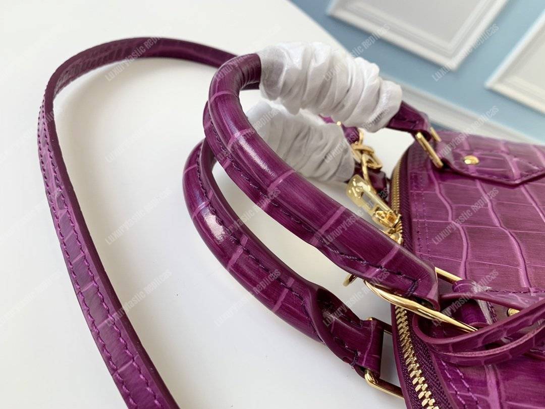 LV Alma BB Crocodilien Brillant Amethyste
