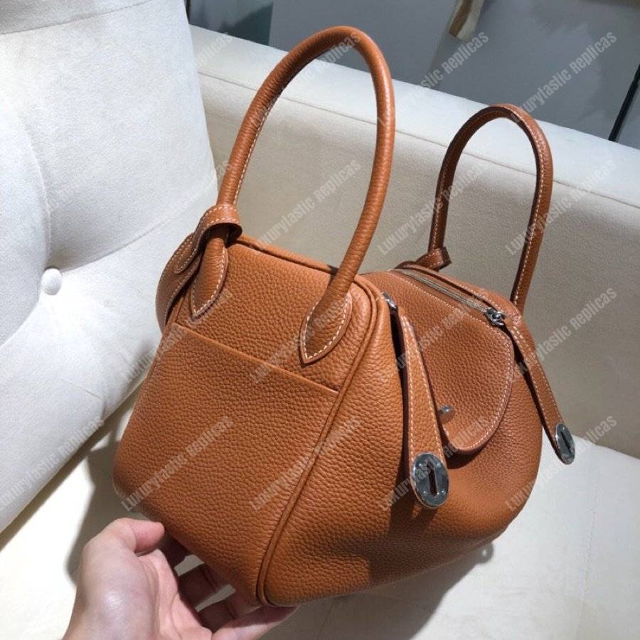 H**mes lindy 26 bag clemence gold