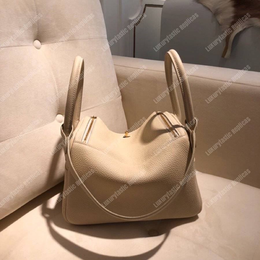 H**mes lindy 26 bag clemence argile