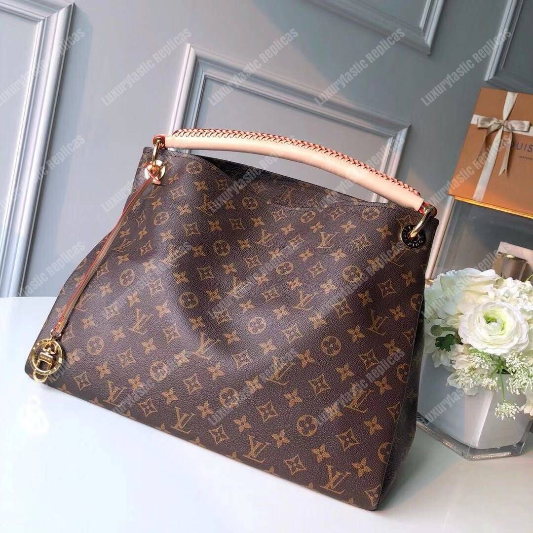 LV Artsy MM Monogram