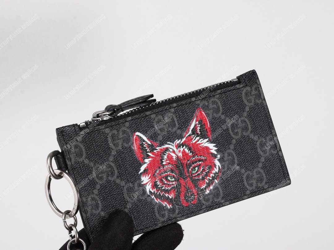 G*u*i wolf print gg sup*e card case keychain strap