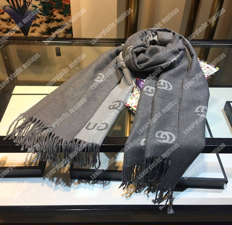 G*u*i wool scarf double g pattern grey