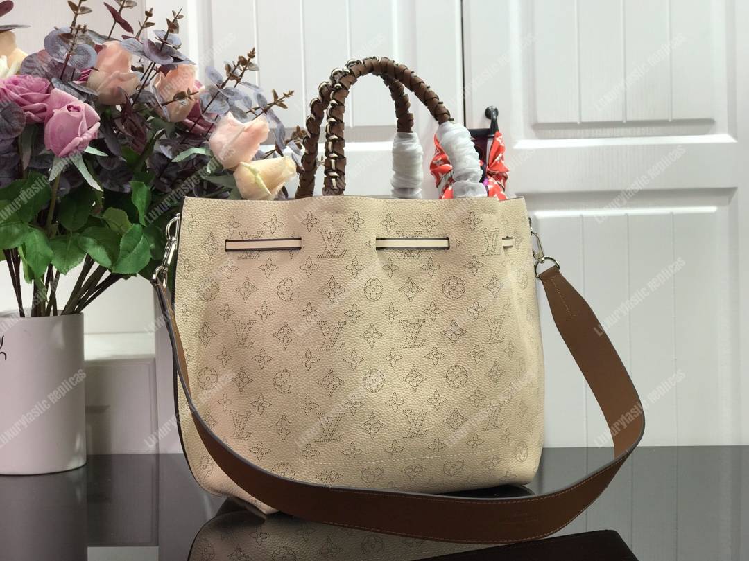 LV Girolata Monogram Crème Beige