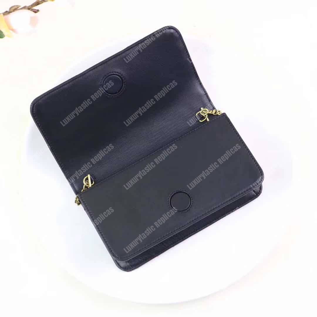 G*u*i gg marmont mini leather bag black