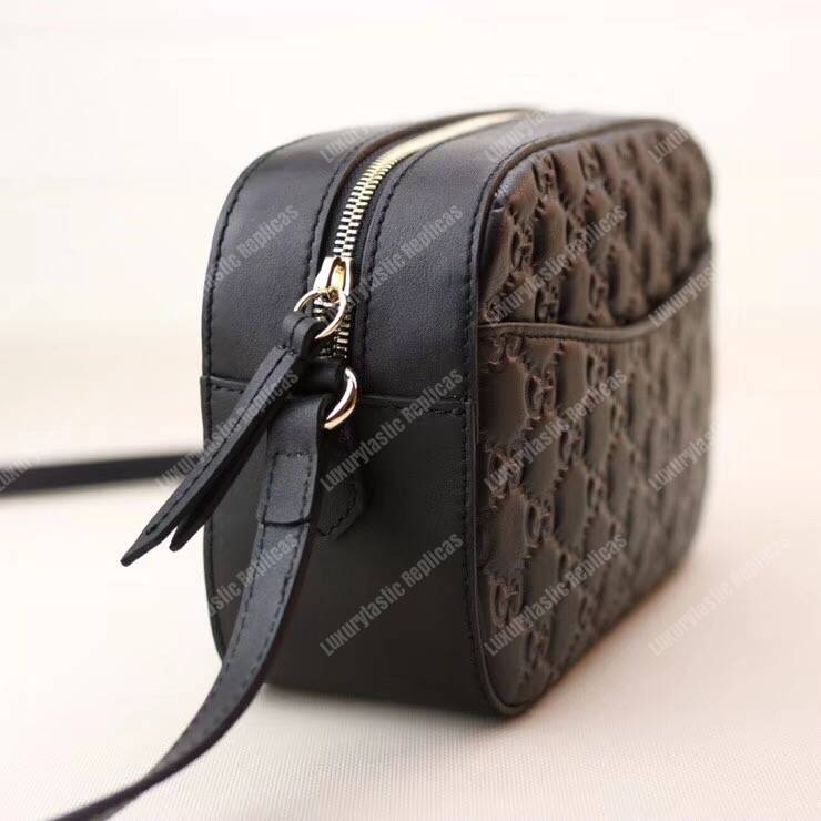 G*u*i signature linea bag black