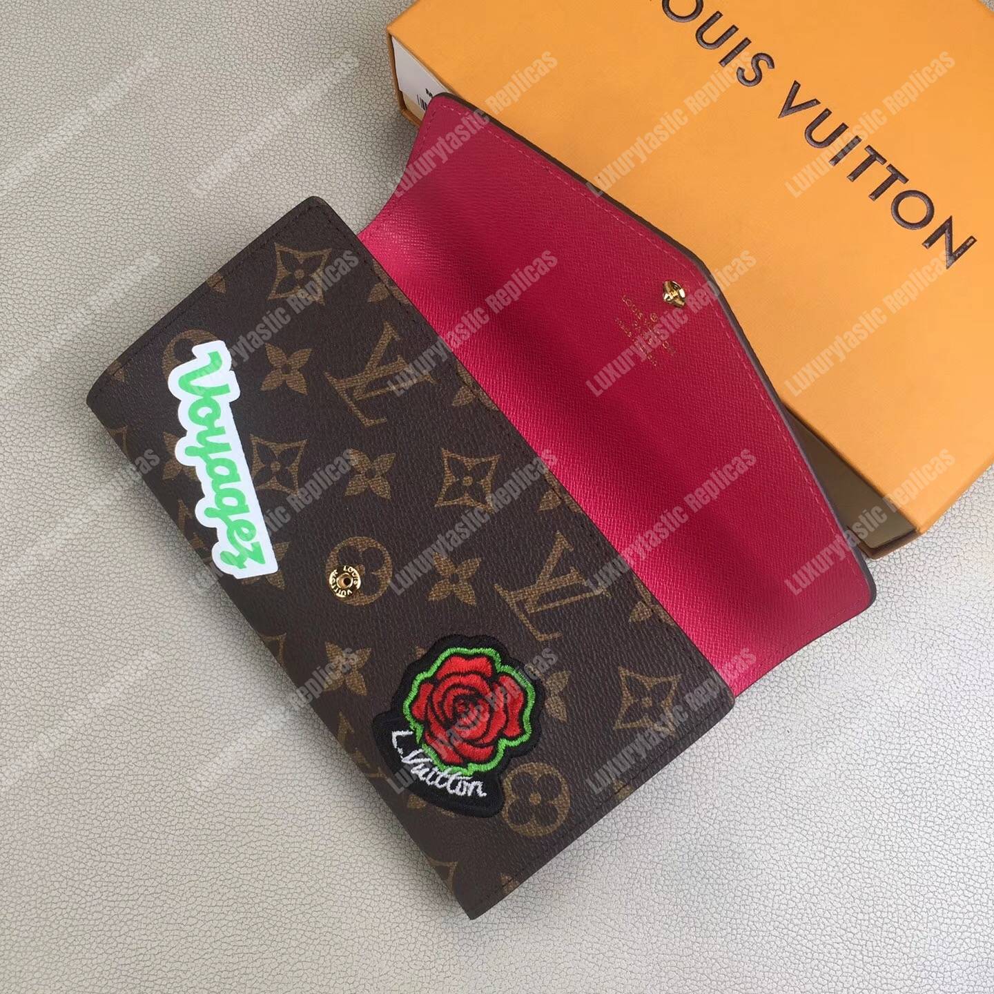 LV Sarah Wallet Monogram