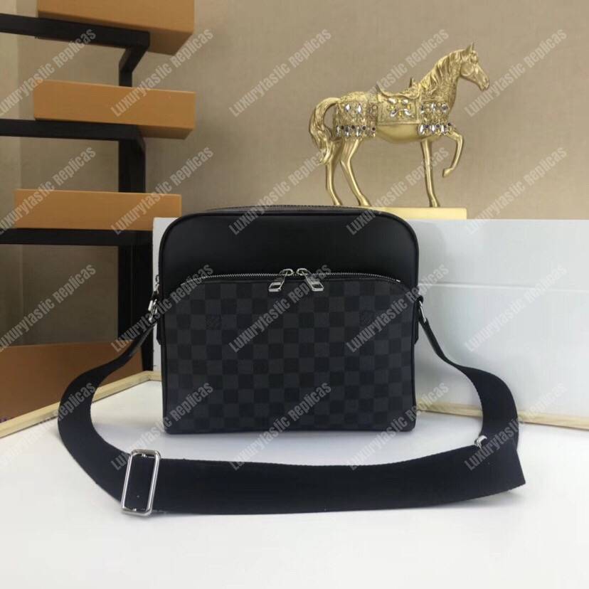 LV Dayton Reporter PM Damier Graphite