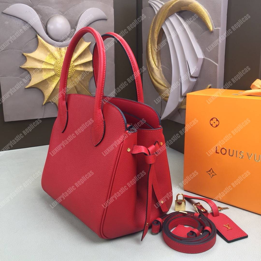 LV Milla PM Veau Nuage 9YR