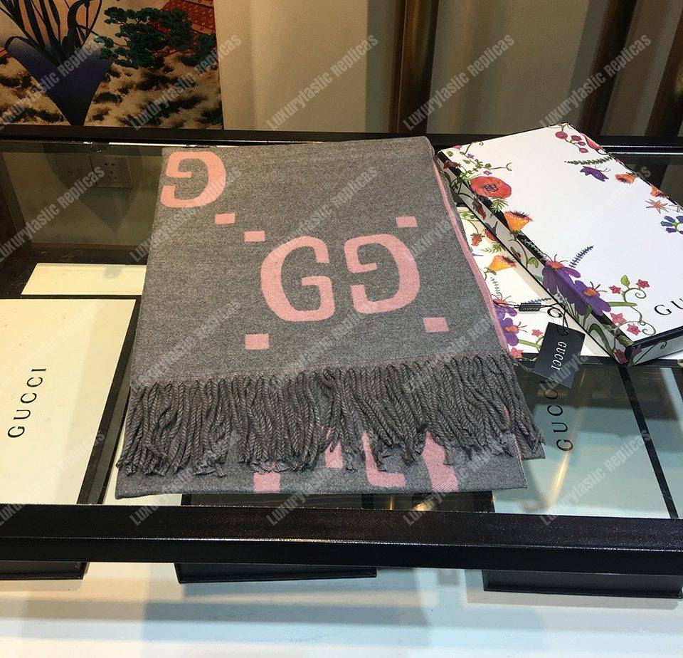 G*u*i gg jacquard wool silk scarf grey & pink