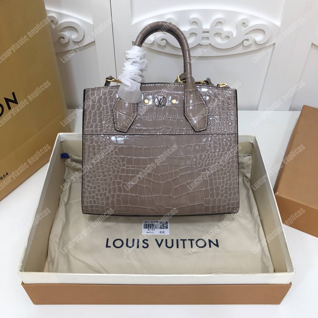 LV City Steamer PM Crocodilien Briliant Taupe