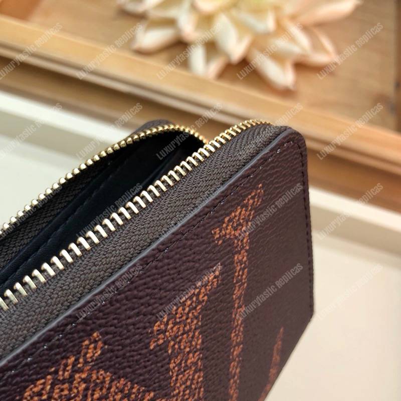 LV Zippy Coin Purse Giant Monogram