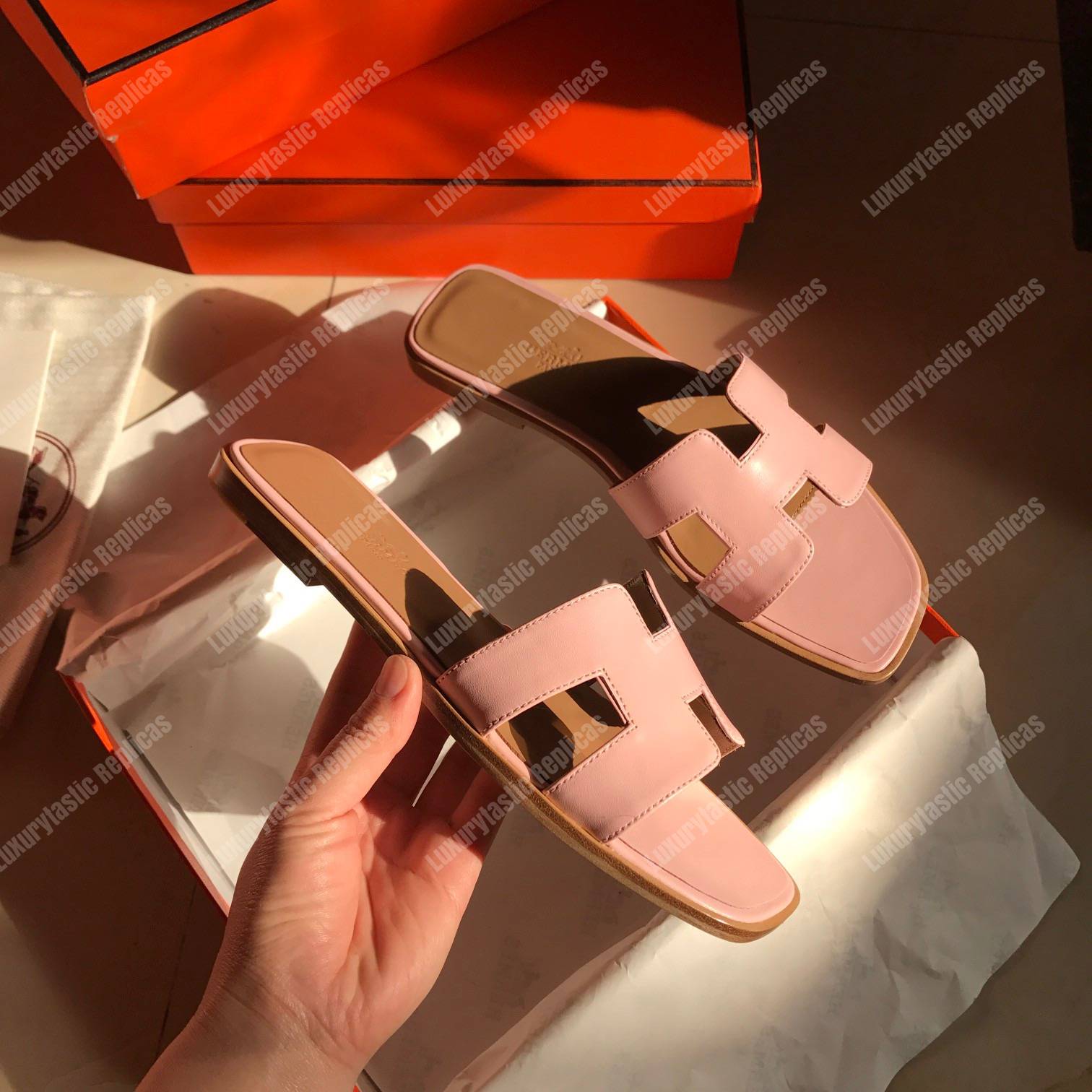 H**mes oran sandal calfskin leather baige