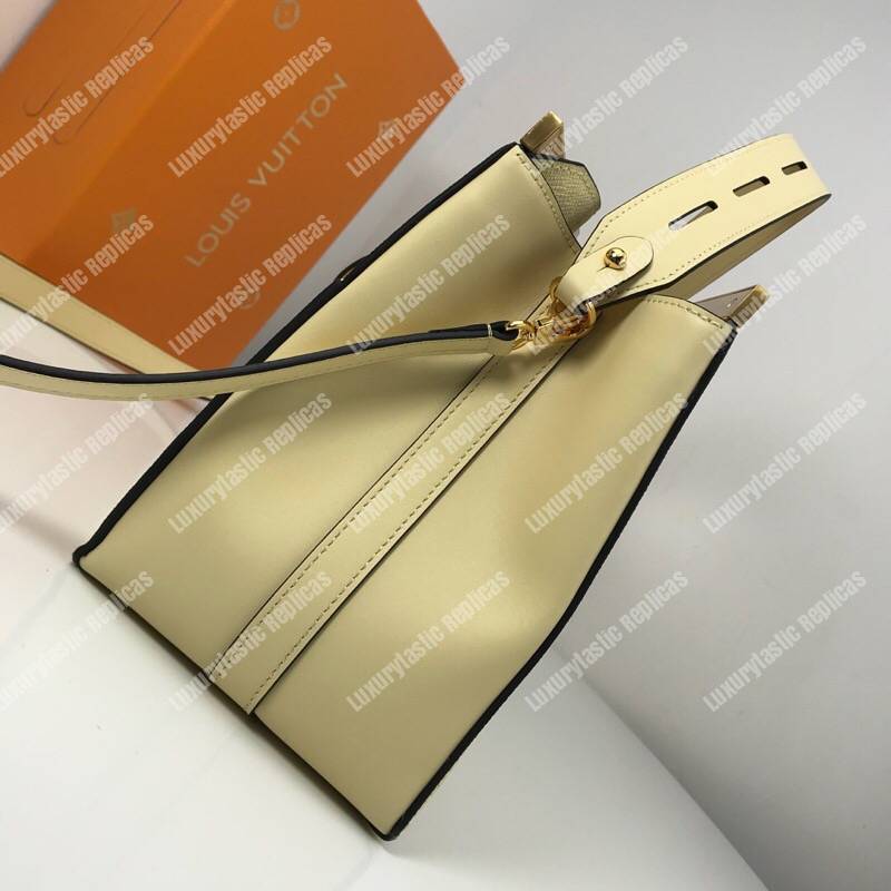 LV City Frame Taiga Banane