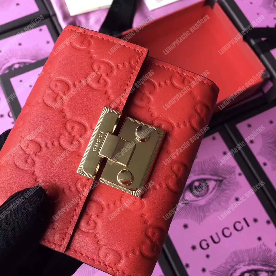 G*u*i gg padlock wallet hibiscus red