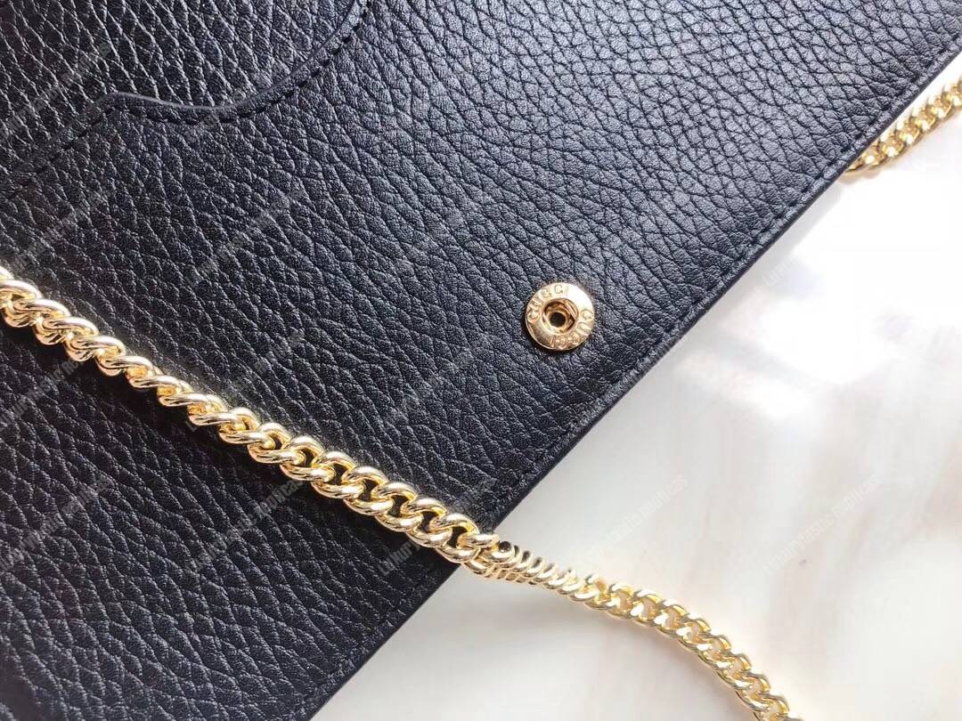 G*u*i gg marmont leather mini chain flap bag black