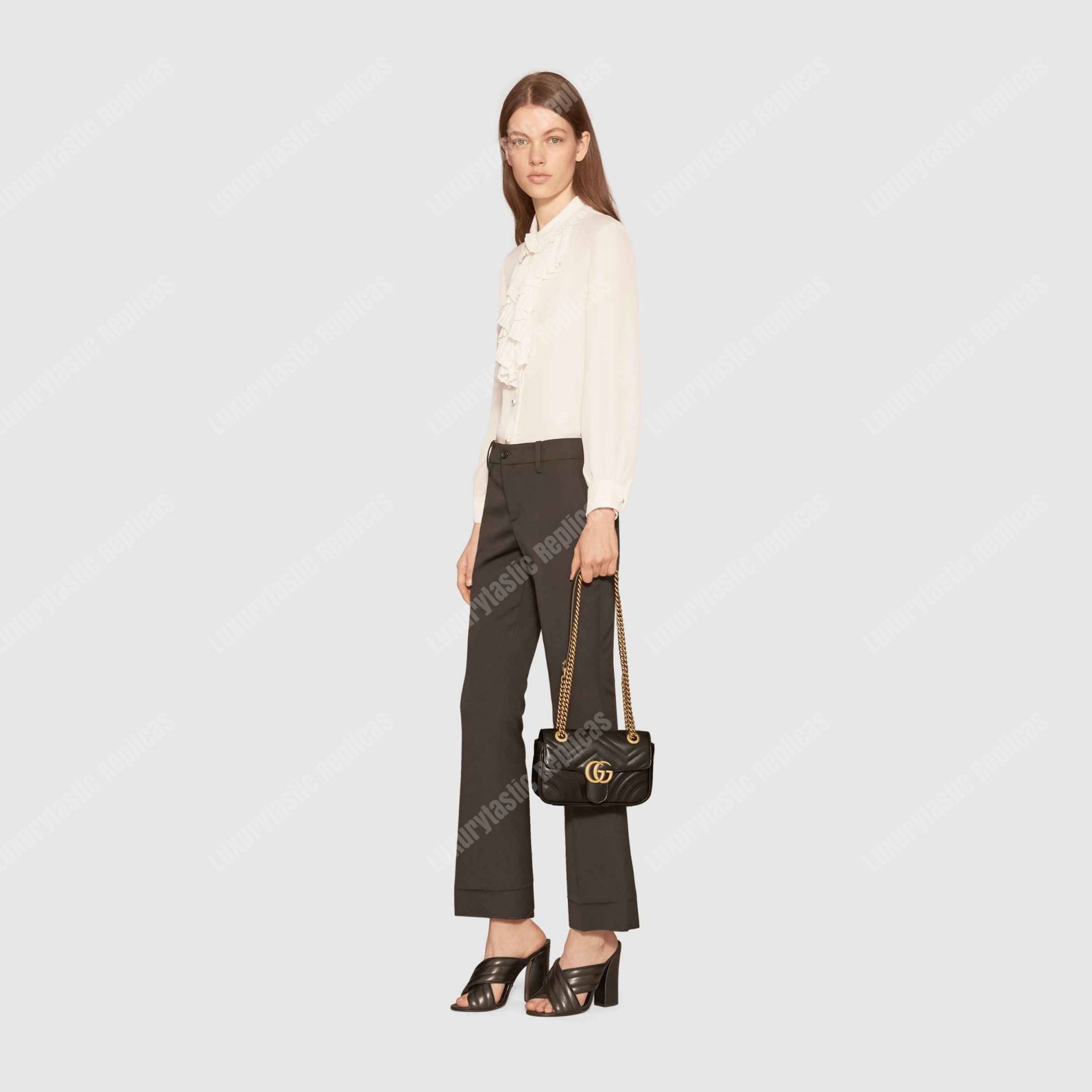 G*u*i gg marmont matelassé mini bag black