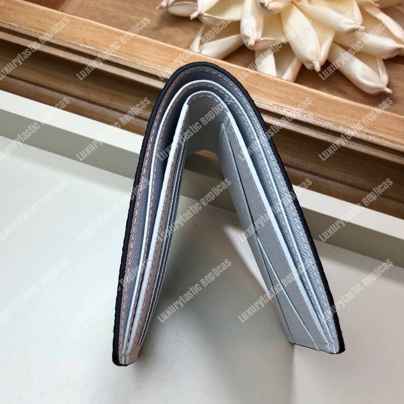 LV Multiple Wallet Monogram White