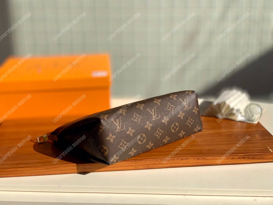 LV Pallas Beauty Case Rose Ballerine