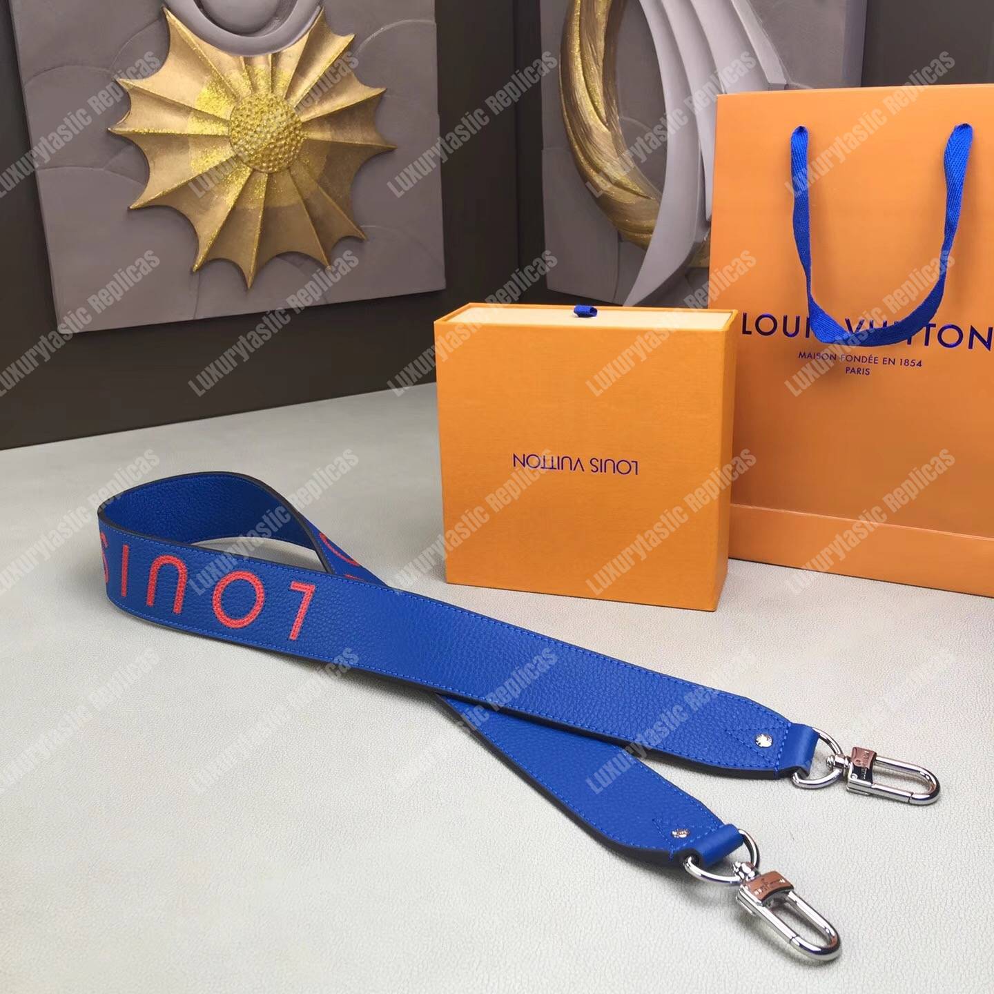LV Bandouliere Taurillon Leather Bleu