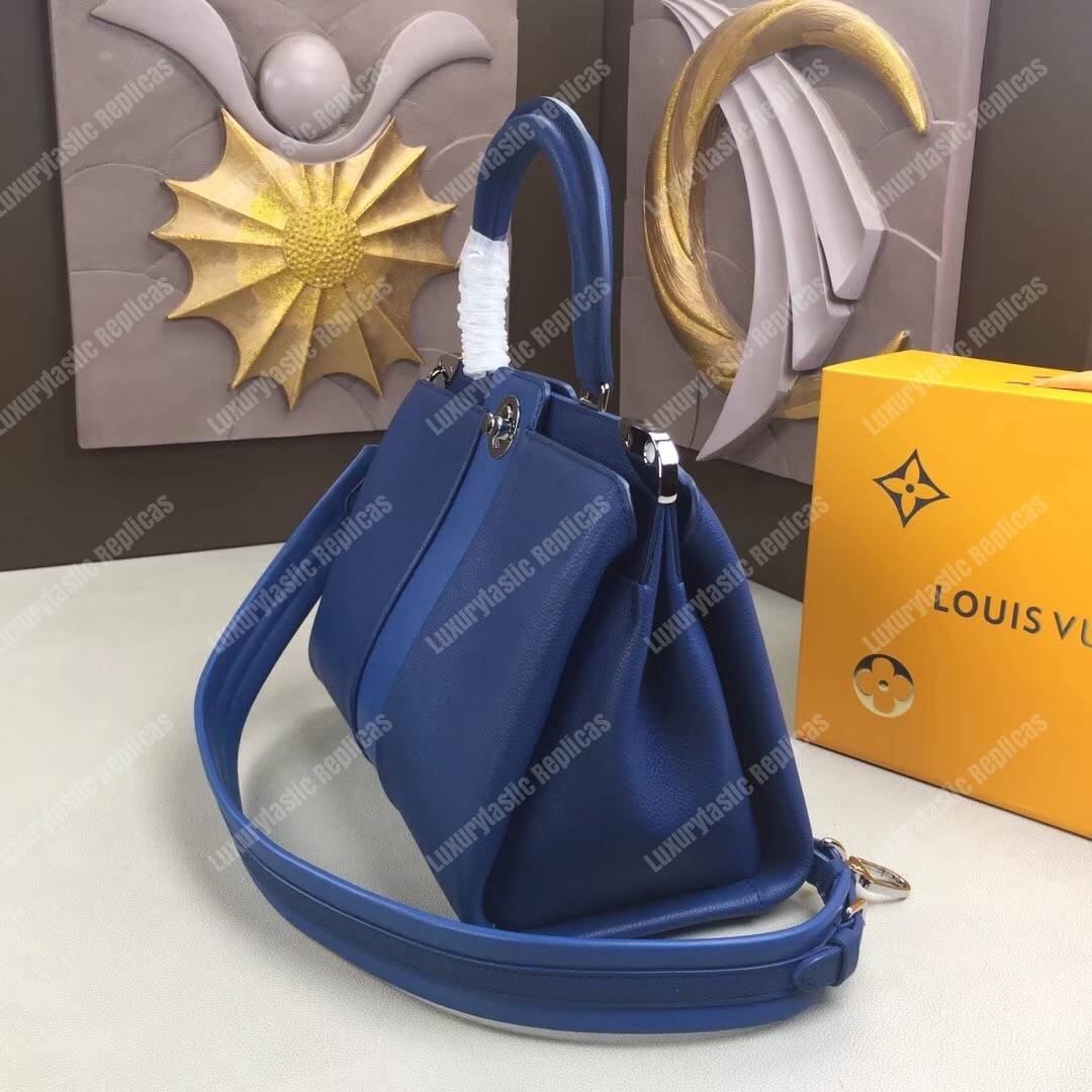 LV Astrid Veau Nuage Leather Bleu