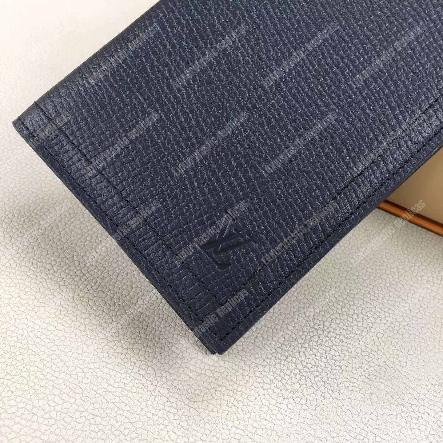LV Passport Cover Utah Leather Blue Marine