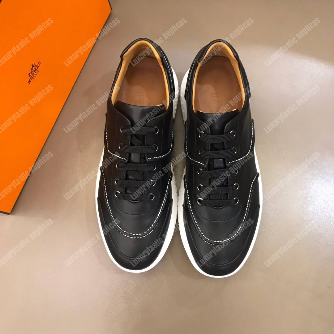 H**mes turn sneaker black