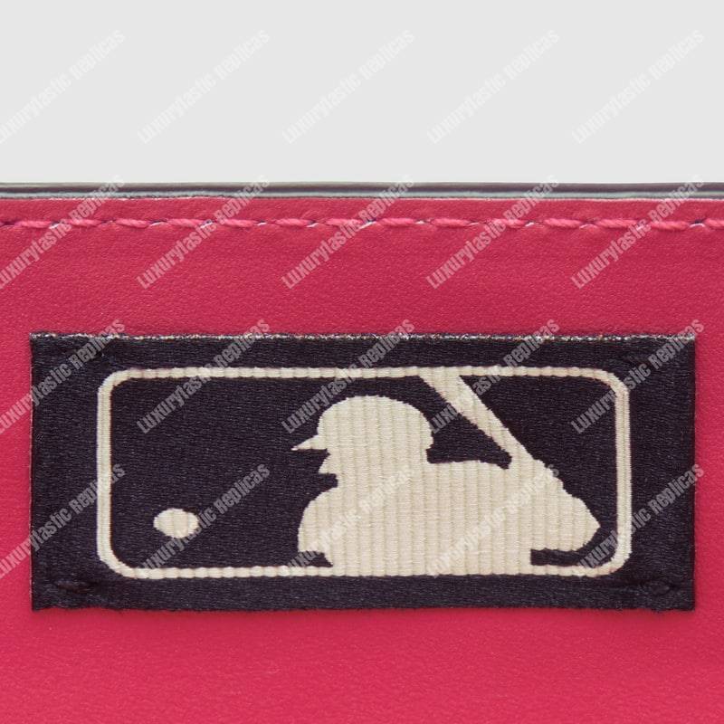 G*u*i card case with ny yankees patch pink