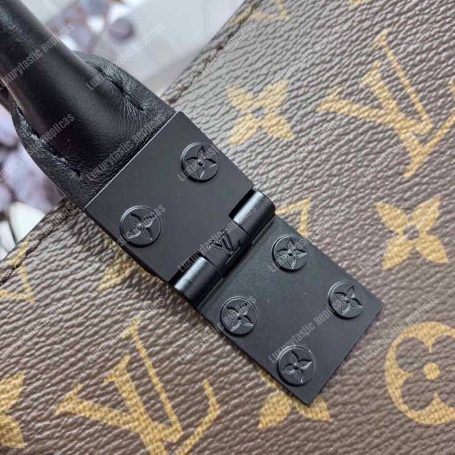 LV Sac Plat Monogram Solar Ray w/ Resin Chain