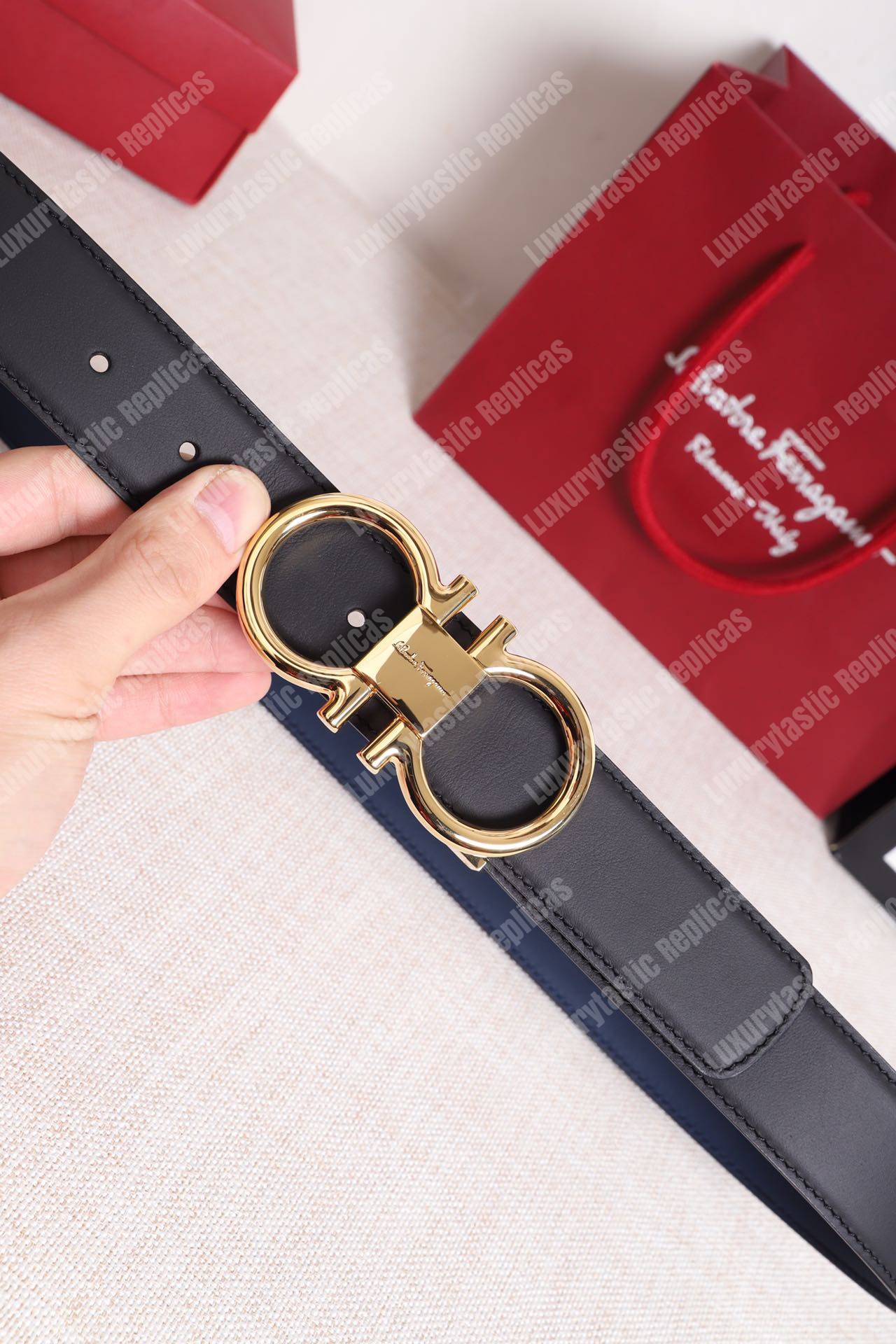 ﻿Salvatore Ferragamo Adjustable and Reversible Gancini Belt