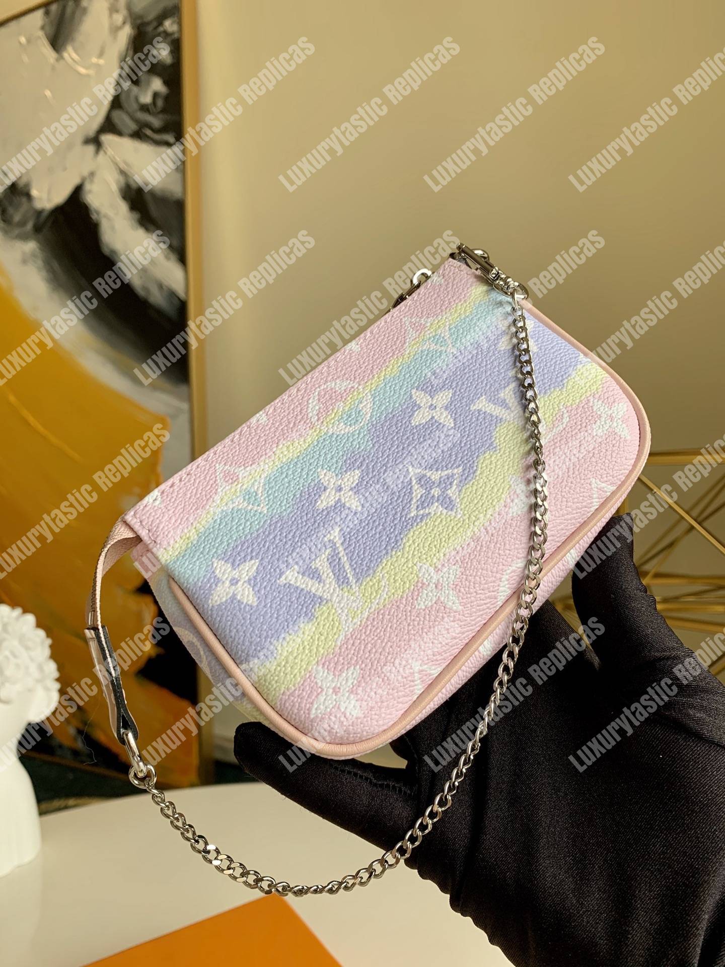 LV Escale Mini Pochette Accessoires Pastel