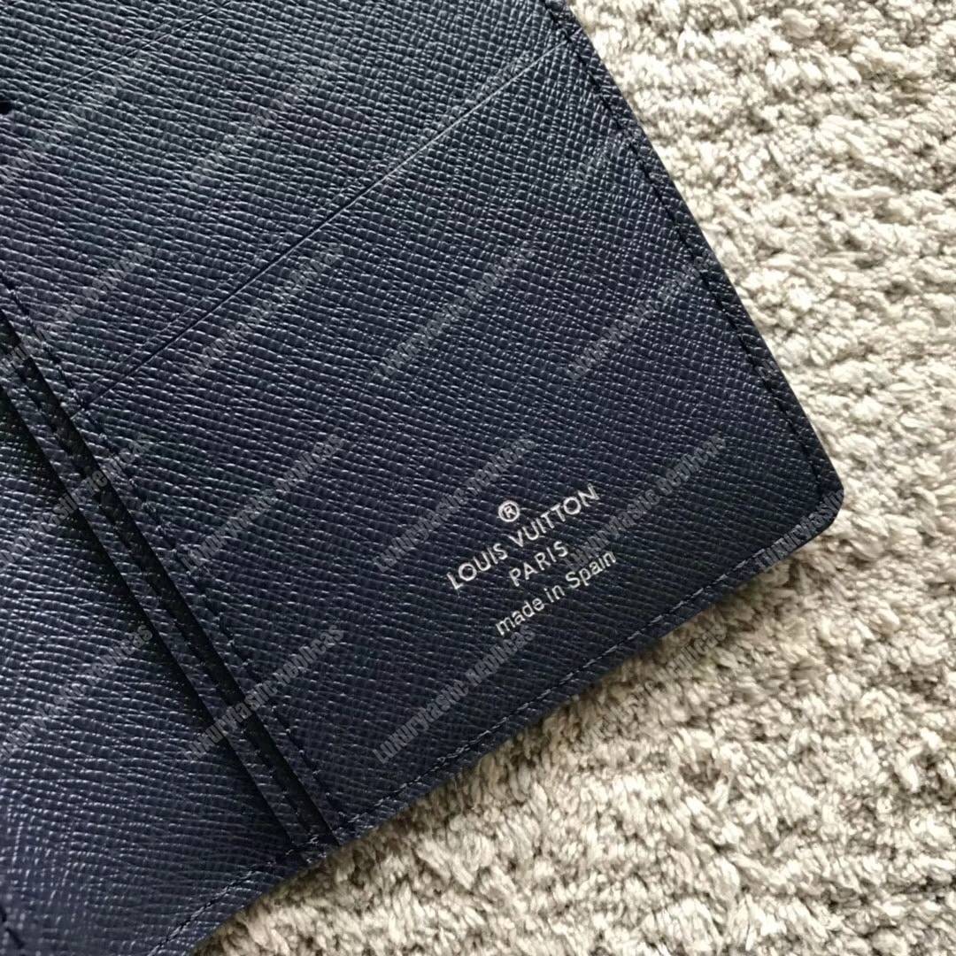 LV Circle signature Brazza Wallet Epi Leather Bleu Azur