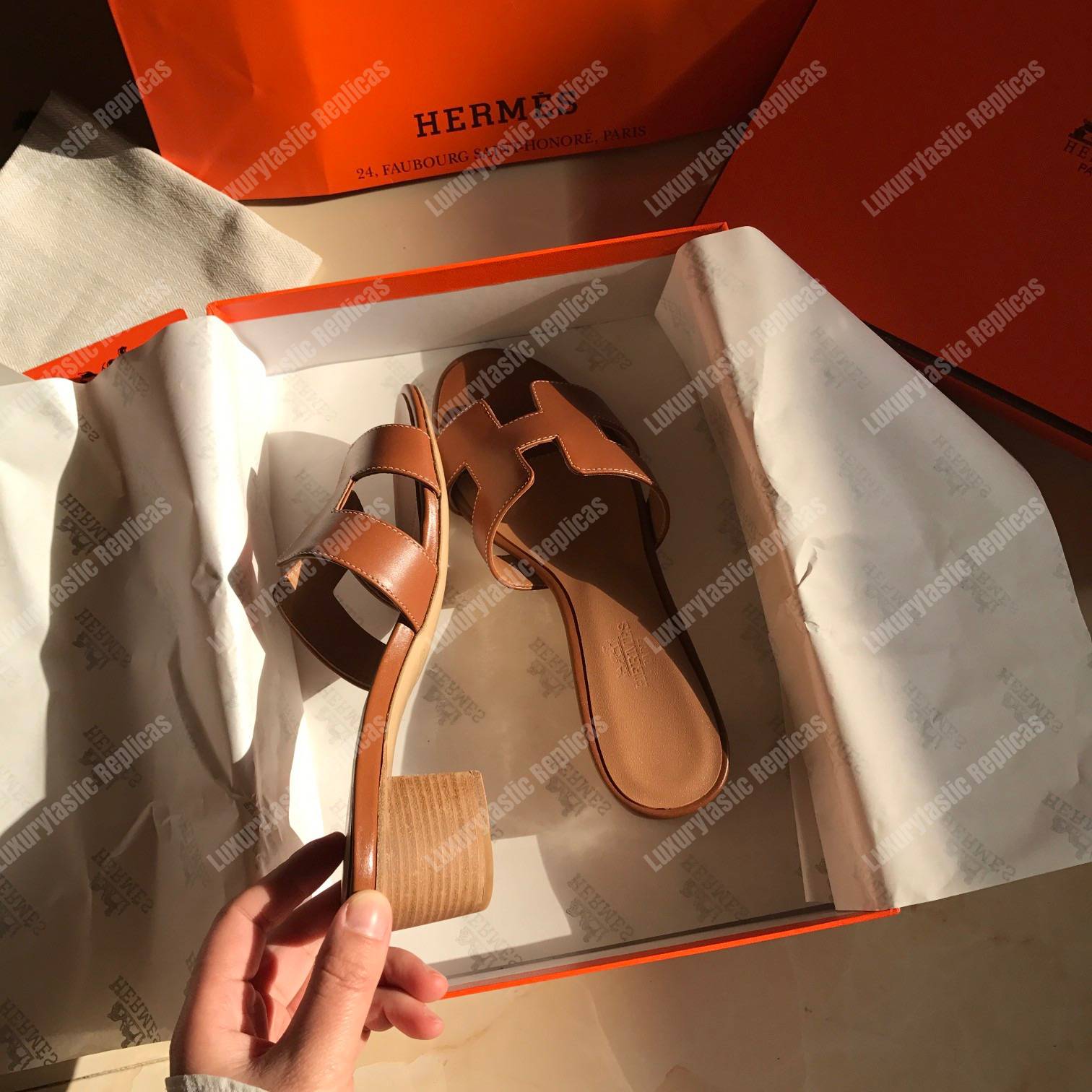 H**mes oran sandal calfskin leather brown