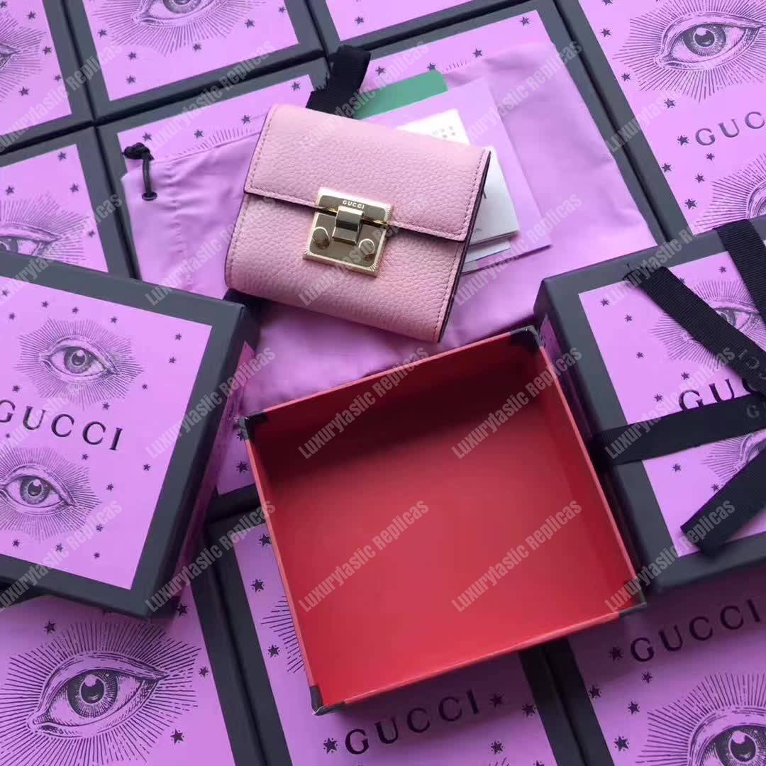 G*u*i padlock wallet pink