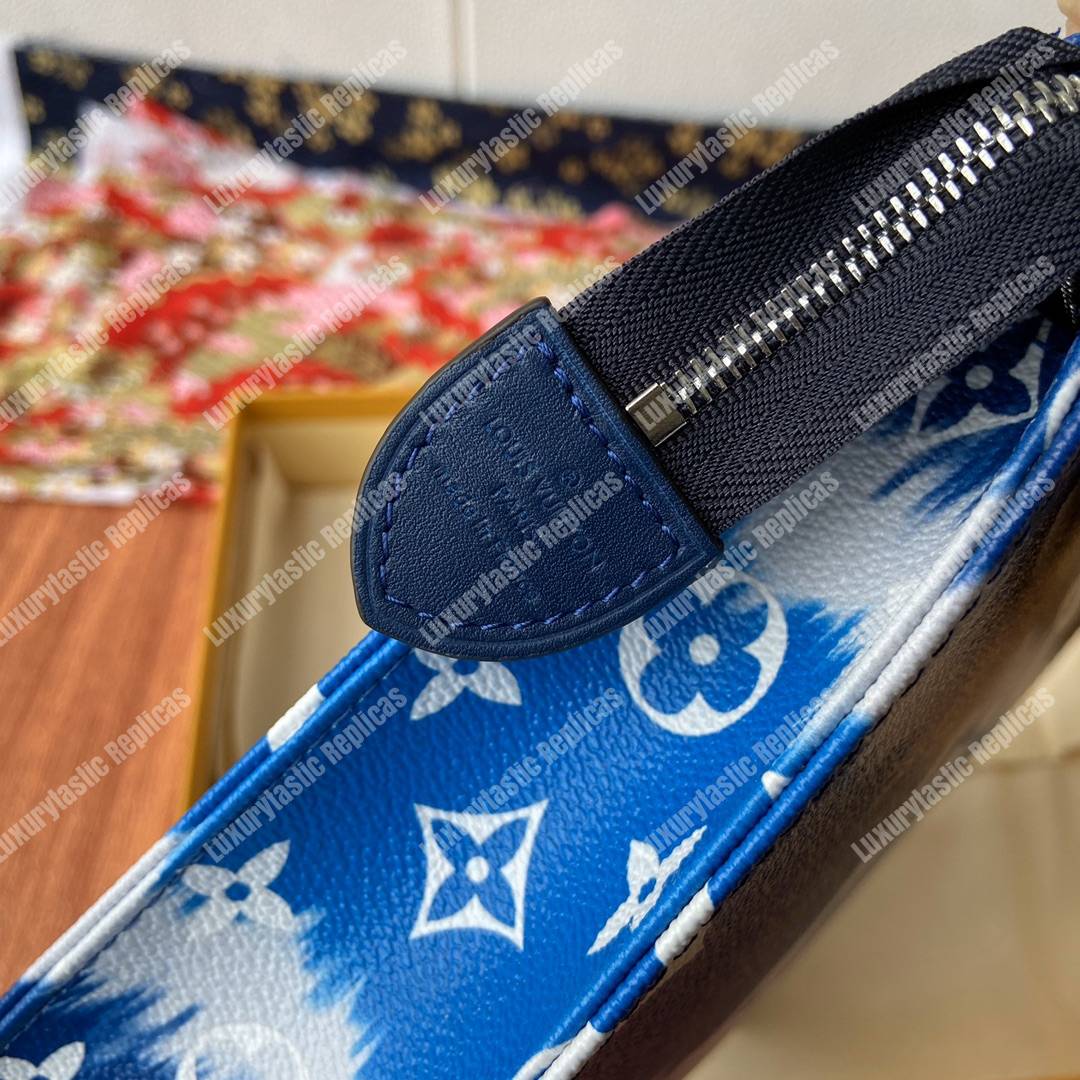 LV Escale Poche Toilette 26 Bleu