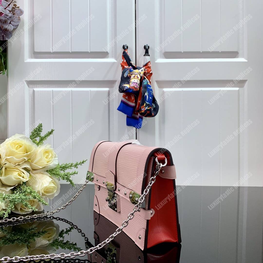 LV Trunk Chain Wallet Rose Ballerine