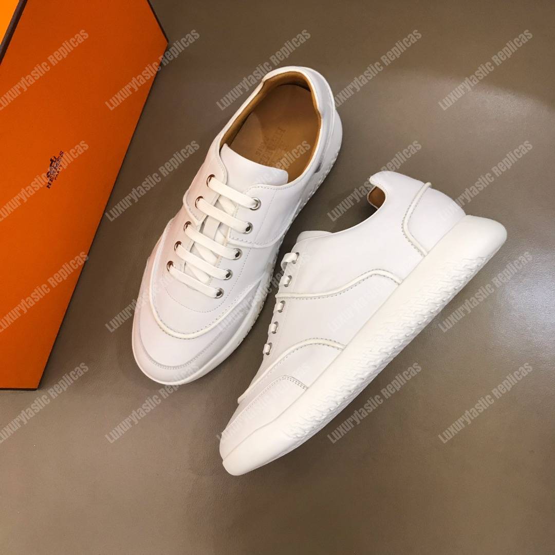 H**mes turn sneaker white