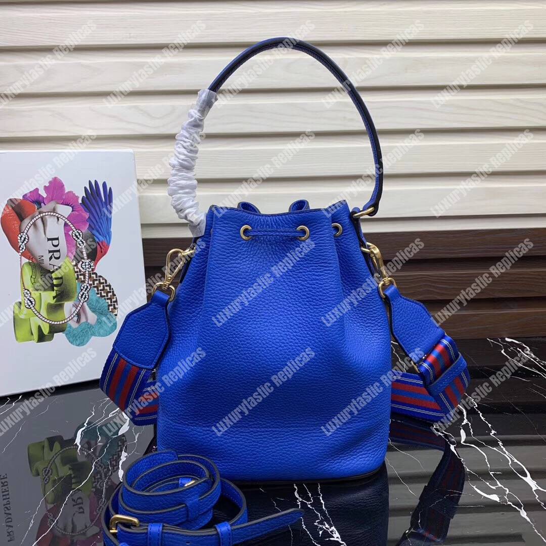 Pra*a leather bucket bag blue
