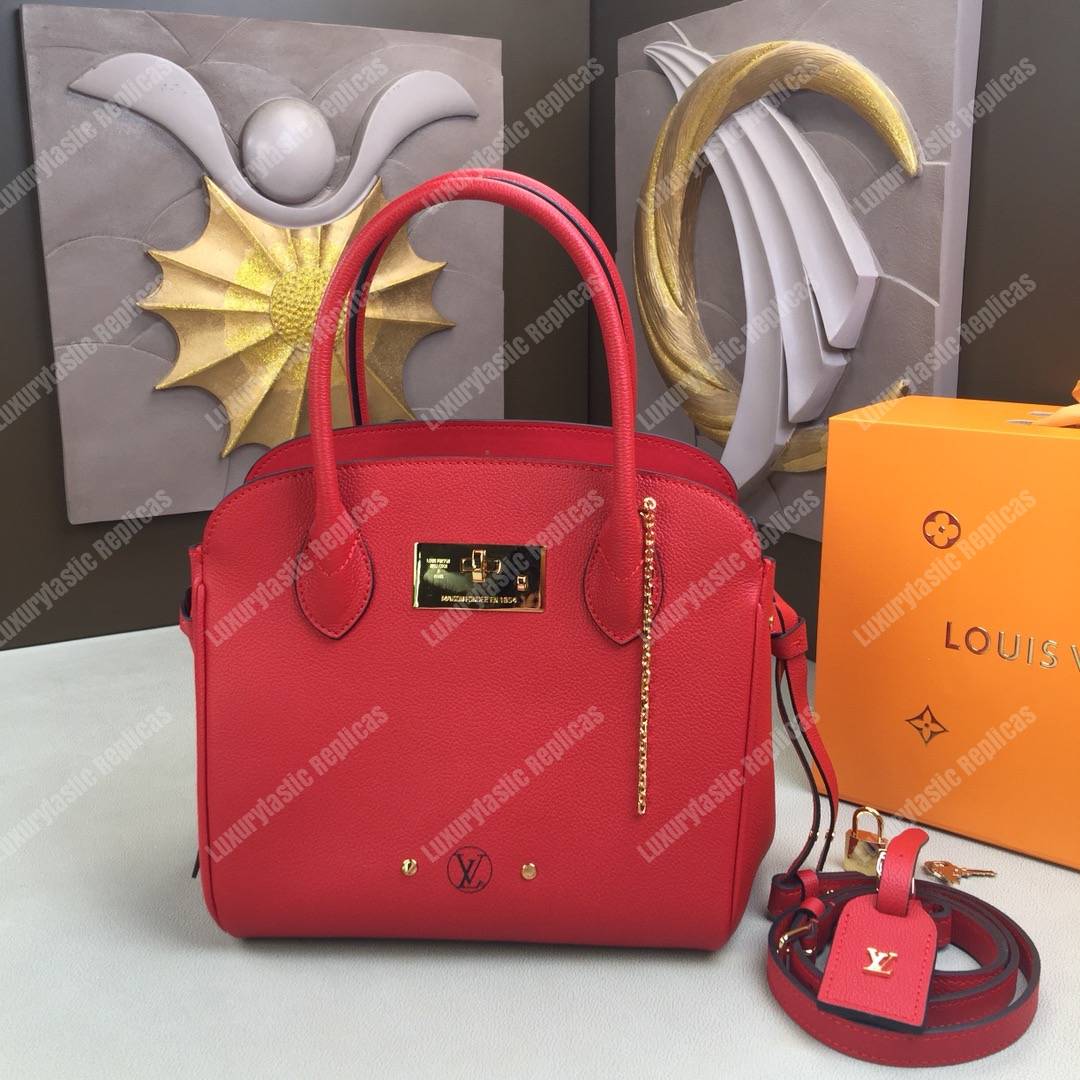 LV Milla PM Veau Nuage 9YR