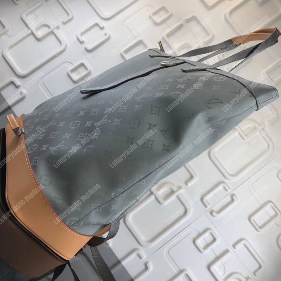 LV Zipped Tote Monogram Titanium
