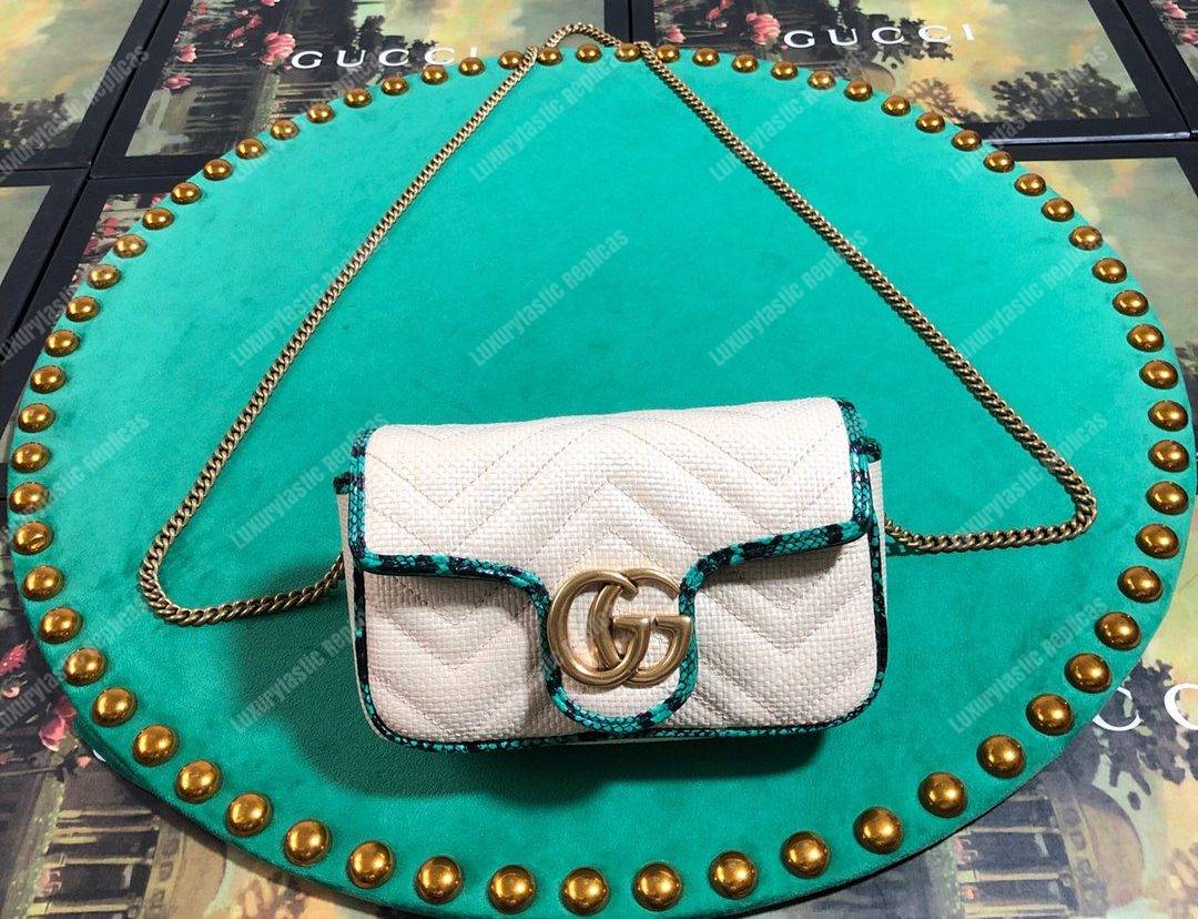 G*u*i gg marmont matelassé super mini bag green snakeskin trim